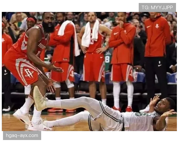 假摔判罚标准如何判定？裁判和VAR到底怎么看“假动作”