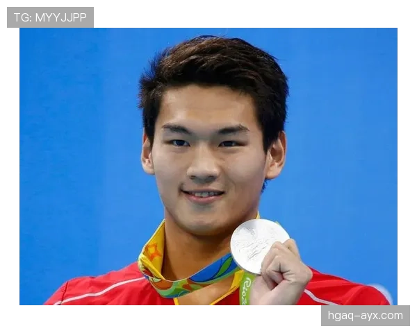 徐嘉余一天不喝这东西，训练结束秒变“人渣”？这画风我看懵了！